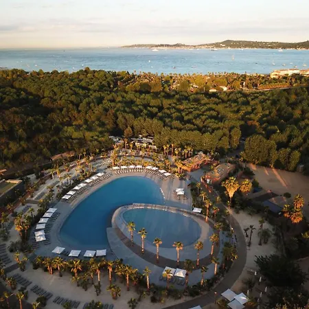 Ds One Vacances, Prairies De La Mer 5*