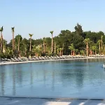 Ds One Vacances, Prairies De La Campingplads Grimaud