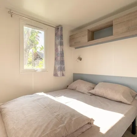 Ds One Vacances, Prairies De La Kamp alanı Grimaud