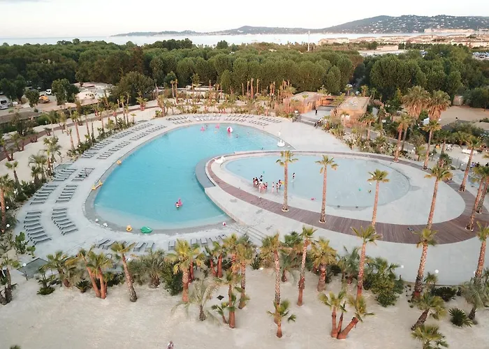 مكان تخييم Ds One Vacances, Prairies De La Mer 5*