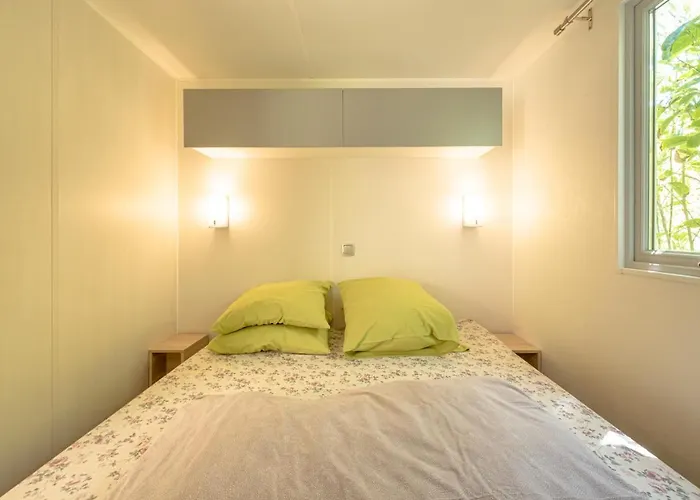 Ds One Vacances, Prairies De La Mer 5*