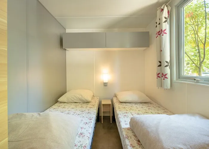 Ds One Vacances, Prairies De La Mer 5*